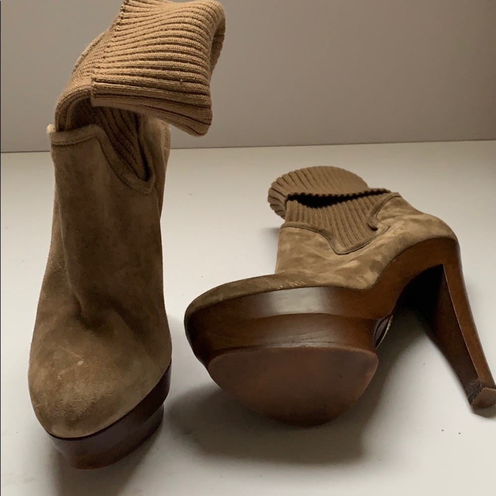 Booties - Picture 4 of 4